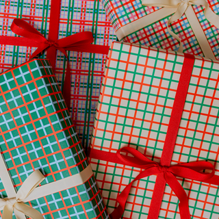 Red/Green Grid Wrapping Paper Sheet