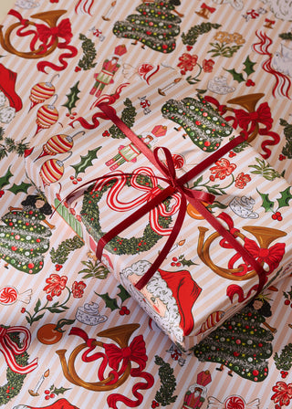 Nostalgic Red Star Checked Gift Wrap