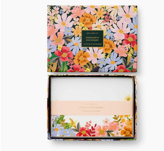 Marguerite Social Stationary Set